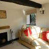 Отель Henry VIII Cottage, фото 6