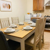 Отель Cheerful home near City Centre,Station& RaceCourse, фото 9