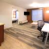 Отель Holiday Inn Express Hotel & Suites Detroit - Utica, an IHG Hotel, фото 42