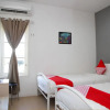 Отель OYO 1098 Rego Hotel, фото 6