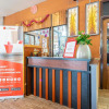 Отель RedDoorz Plus near Balai Kota Batu 2, фото 13