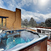 Отель Extraordinary Private W/ Pool & Hot Tubs 6 Bedroom Home, фото 13