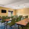 Отель Holiday Inn Express & Suites Edinburg- Mcallen Area, фото 22