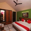 Отель OYO 16824 4Seasonz, фото 9
