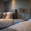 Отель Dewin Bach - Luxury Lodge, Hot Tub, Close to Beach, фото 2