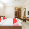 Отель OYO 25042 Vikramaditya Hotel, фото 4
