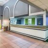 Отель Quality Inn & Suites, фото 2