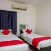 Отель OYO 23202 Cute Orange Service Apartments, фото 17