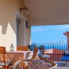 Отель Nice holiday apartment at 200 meters from the sea, фото 1