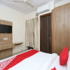 Отель OYO 13115 Star Guest House, фото 9