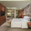 Отель DoubleTree by Hilton Hotel Shenyang, фото 16