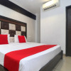 Отель OYO 19392 Hotel Lexis, фото 4
