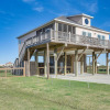 Отель Crystal Beach Home w/ Covered Patio: Pets Welcome!, фото 20
