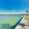 Отель New Listing! Waterfront Copano Bay W/ Pool 2 Bedroom Condo, фото 20