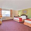 Отель Howard Johnson Scarborough, фото 4