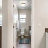 Отель Red Cliffs Getaway 3 Bedroom Townhouse, фото 9