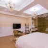 Отель FM Vanilla Bed and Breakfast в Люодонге