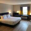 Отель Microtel Inn & Suites by Wyndham Hot Springs, фото 16