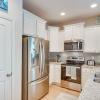 Отель PCB Townhome w/ Deck & Pool Access: 3 Mi to Beach!, фото 5