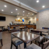 Отель Comfort Inn & Suites Waterloo - Cedar Falls, фото 18