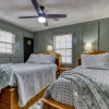 Отель Farmhouse Cottage - Close To Tanger Outlets And Pigeon Forge! 3 Bedroom Home by RedAwning, фото 13