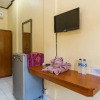Отель RedDoorz near Duyung Beach Sanur, фото 6