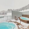 Отель 2 Balconies + Big Views at Ski Time Square by RedAwning, фото 16