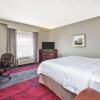 Отель Hampton Inn & Suites Madison-West, фото 39