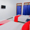 Отель OYO 421 Alianda Guest House Syariah, фото 15
