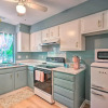 Отель Stylish Durham Townhome < 5 Mi to Downtown!, фото 6