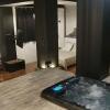 Отель La suite Grenoble spa jacuzzi et sauna privatif, фото 21