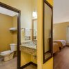 Отель Quality Inn, фото 10