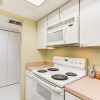 Отель Houston Condo w/ Pool Access ~ 1 Mi to NRG Stadium, фото 7