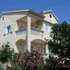 Отель Josip - Free Parking and BBQ - A1, фото 1