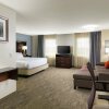 Отель Staybridge Suites Washington DC East - Largo, an IHG Hotel, фото 3