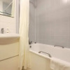 Отель Cosy 1 Bedrooom in Fabulous Location, фото 9