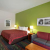 Отель Days Inn & Suites by Wyndham Fort Myers Near JetBlue Park, фото 5