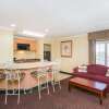 Отель Days Inn by Wyndham Destin, фото 3