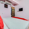 Отель Triotel Hotels And Banquets Opc by OYO Rooms, фото 2