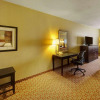 Отель Comfort Inn & Suites Donna near I-2, фото 16