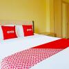 Отель Oyo 91580 Kost Bougenville Syariah, фото 13
