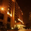 Отель The Metropolitan Hotel and Spa New Delhi в Нью-Дели