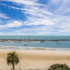 Отель Exquisite 2 Bedroom Beach City Views, фото 16