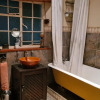 Отель Old World Charm in the City, фото 7