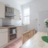 Отель Spacious 4 Bedroom House Close To Tooting Station, фото 4