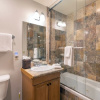 Отель Bear Creek Lodge by Alpine Lodging Telluride, фото 8
