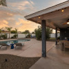 Отель Mesa Garnet 4 Bedroom Home by RedAwning, фото 18