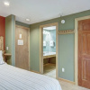 Отель Ge At Breckenridge Peak 9 Inn, Liftside 403 Studio Bedroom Condo by Redawning, фото 5