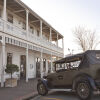 Отель The Martinborough Hotel в Мартинборо