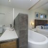 Отель Blue on Blue Apartment 1031, фото 6